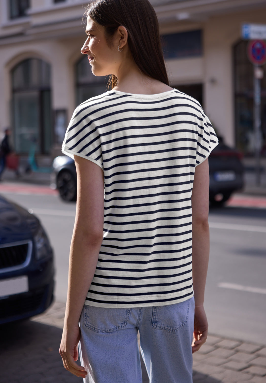 LTD QR_Studio_yds v-neck shirt, midnight muse 27554 Bild 4