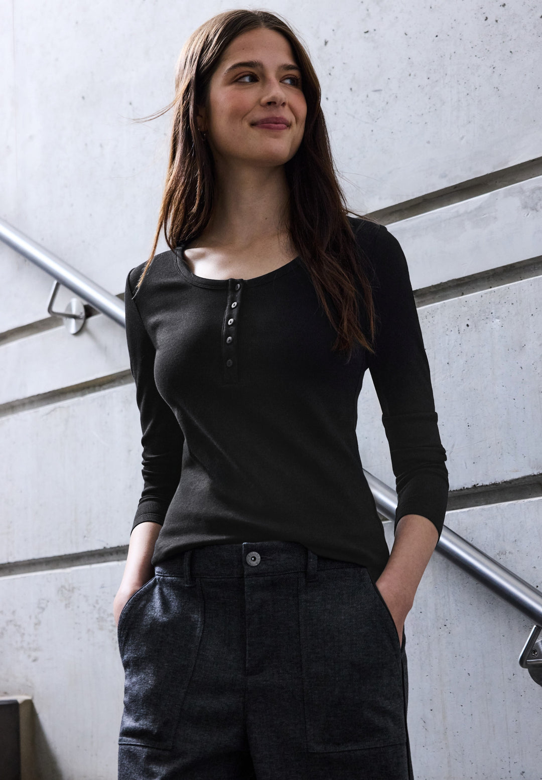 QR_Studio_basic rib shirt w.bu, Black 10001 Bild 3