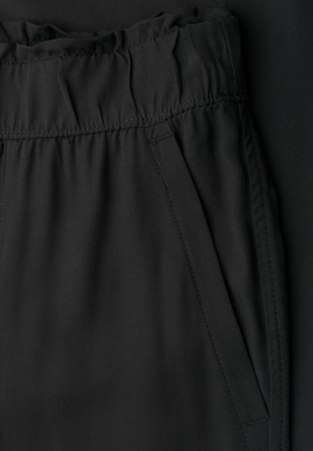 QR_Studio_Culotte Viscose MW, Black 10001 Bild 2