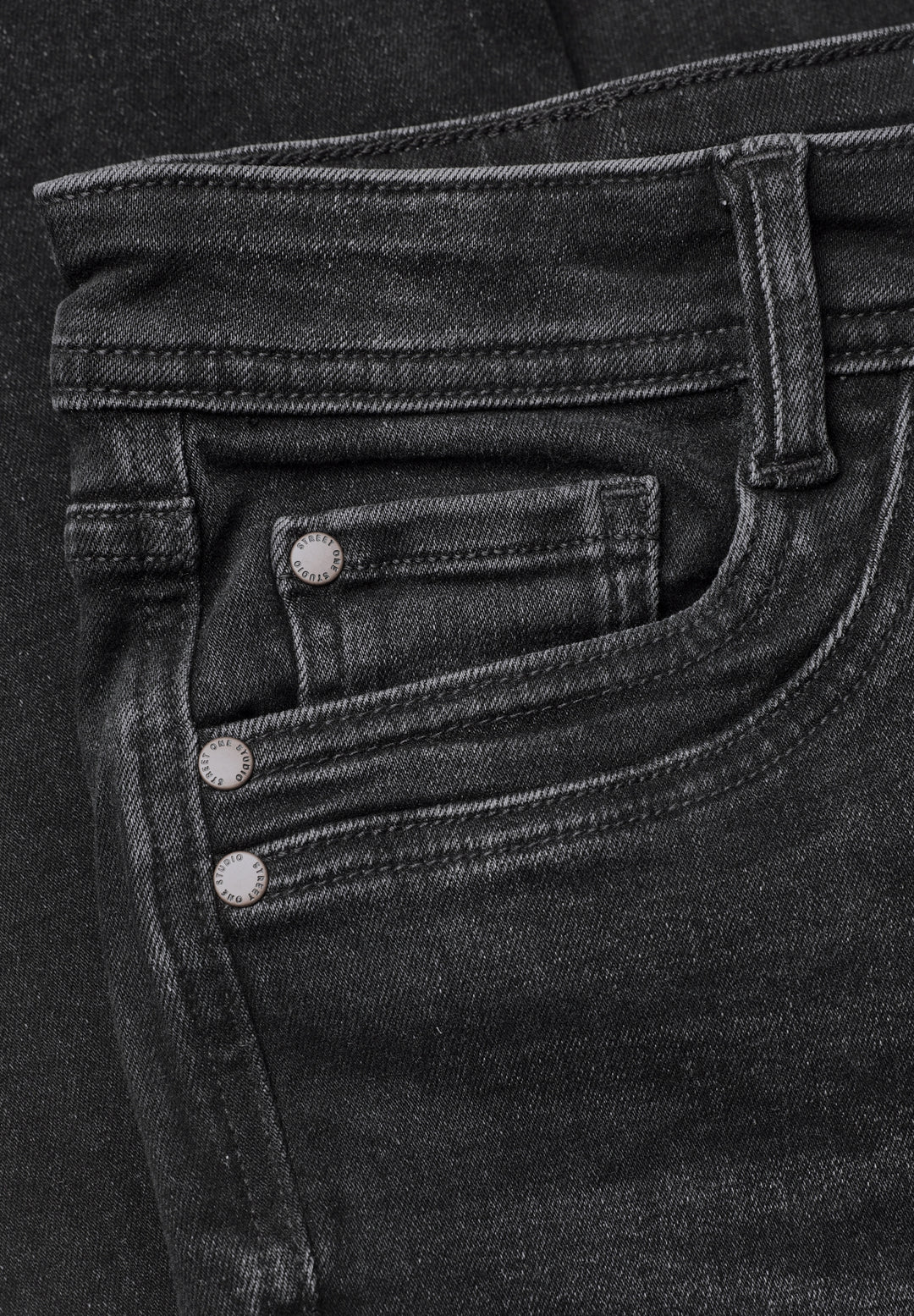 QR Studio Style Lou Bootcut,mw, authentic black washed 18069 Bild 2