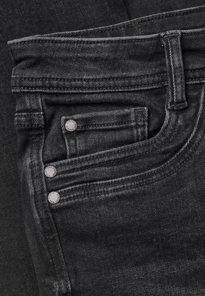 QR Studio Style Lou Bootcut,mw, authentic black washed 18069 Bild 2