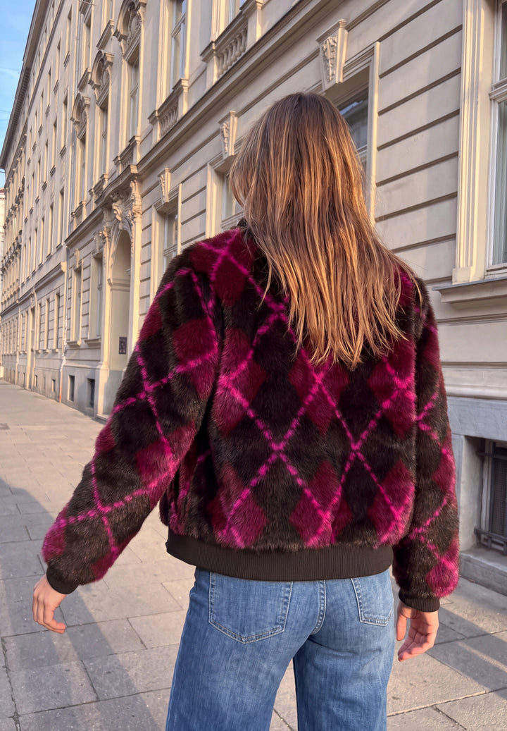Studio Check Fake Fur Bomber J, charred brown 37850 Bild 4