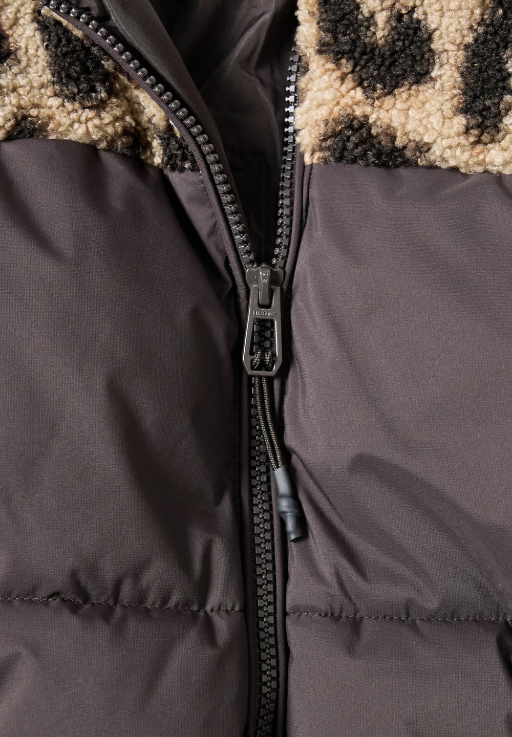 Studio Padded Leo Teddy Mat Mi, charred brown 37850 Bild 2