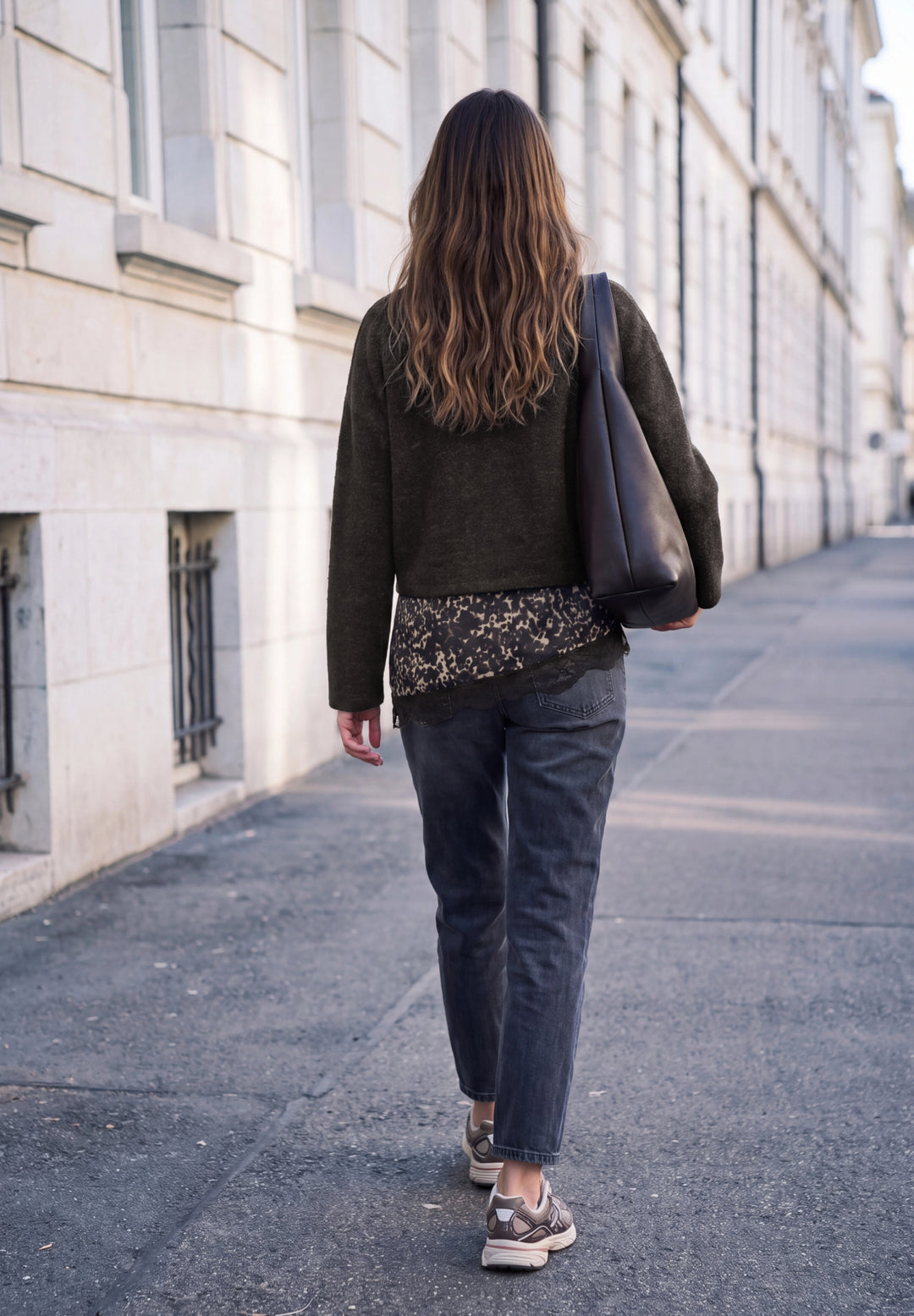 Studio_Shirt w.printed woven l, charred brown 37850 Bild 4