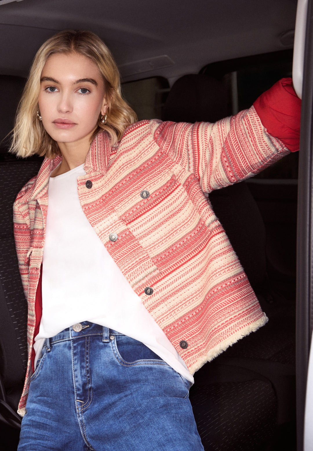 Studio Short Boucle Jkt, torch red 37415 Bild 3