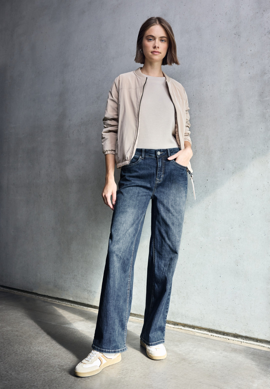 Style_QR_Studio_Wide Leg,loose, Dark Blue Clean Wash 17070 Bild 5