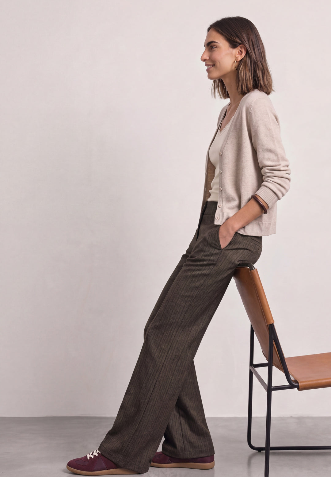 Style Amalia_Double Button Wov, black coffee 37874 Bild 5