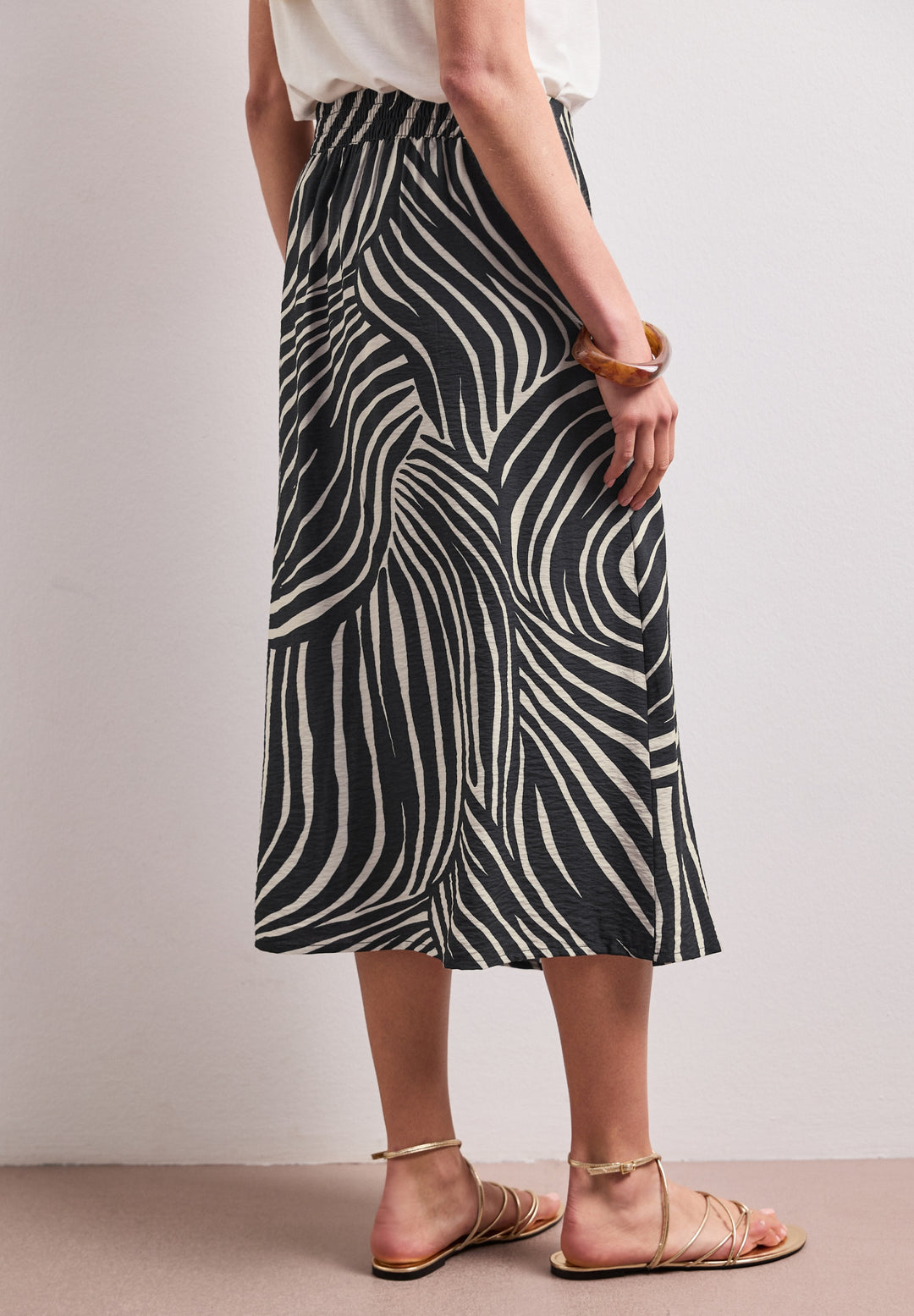 Viscose Wrap Skirt_AOP, Black 20001 Bild 4