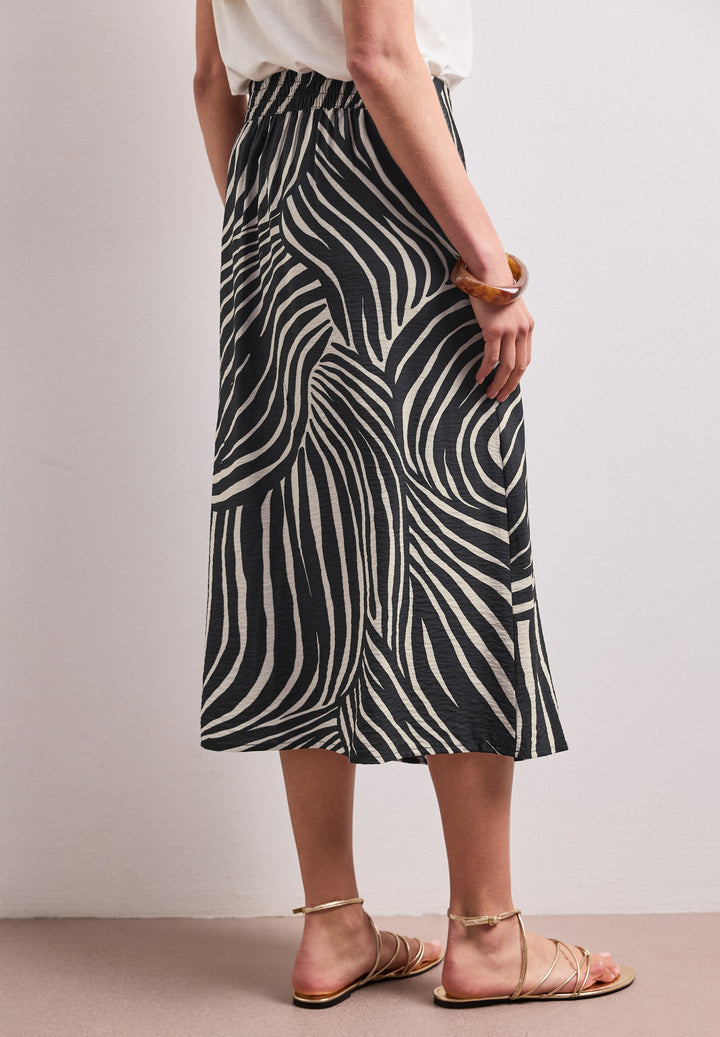 Viscose Wrap Skirt_AOP, Black 20001 Bild 4