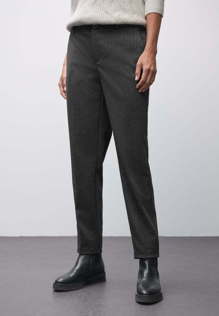 VVM LTD QR Style Chino Fishbon, Black 20001 Bild 3