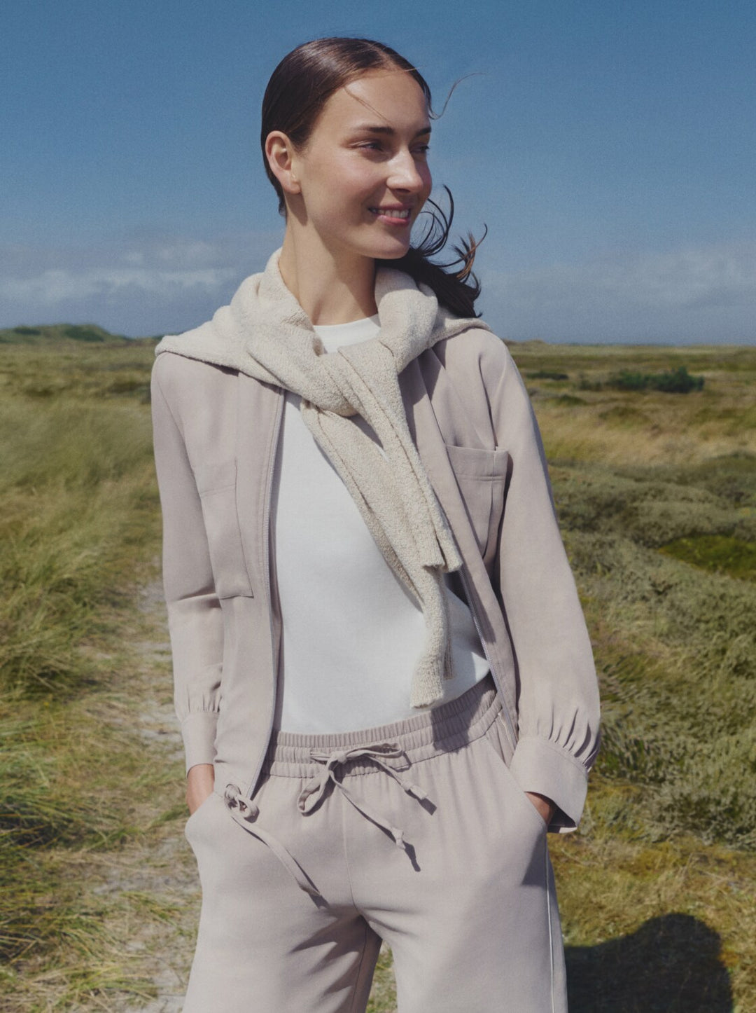blazer fluent bomber jacket, soft taupe grey 32208 Bild 4