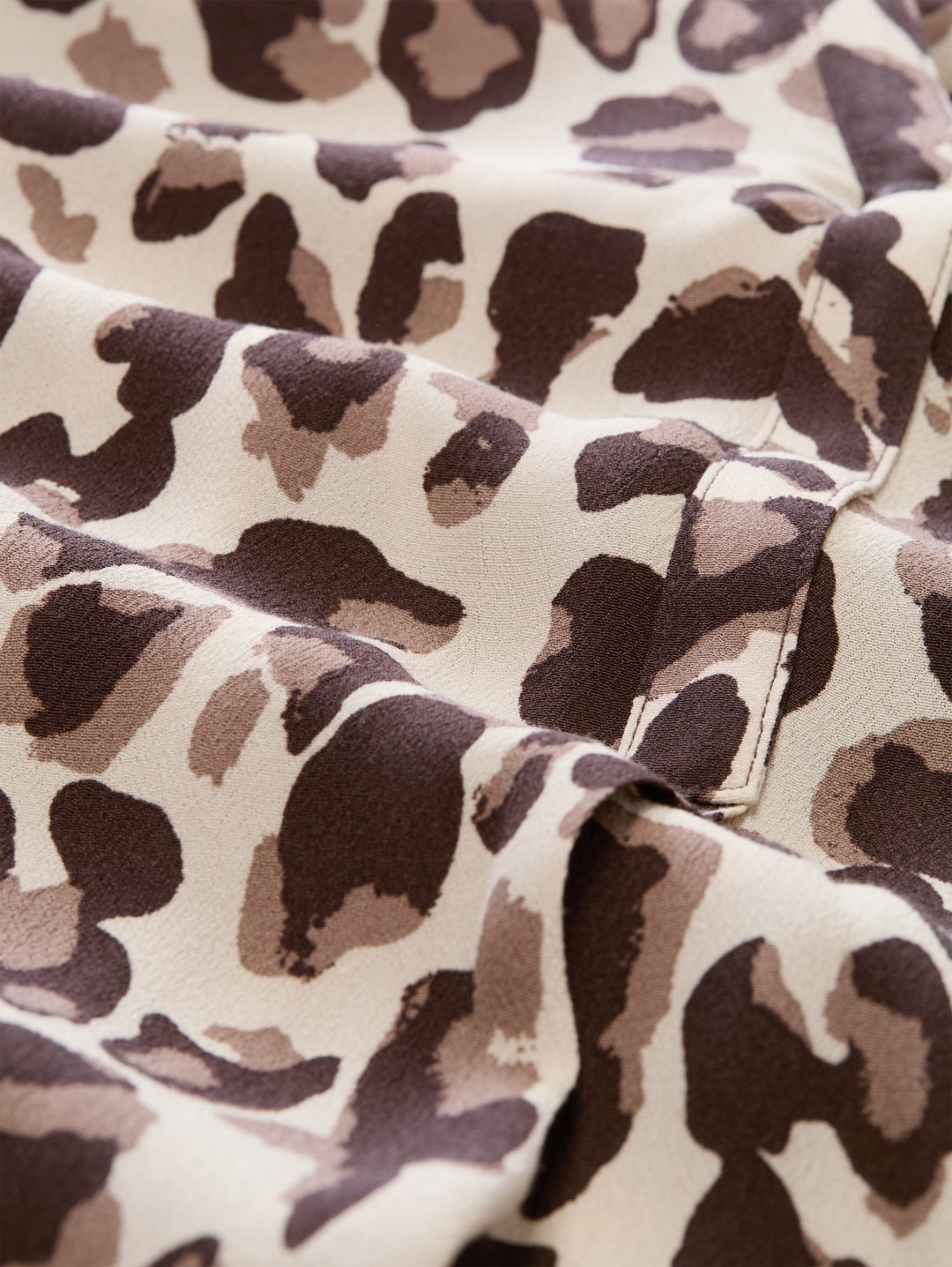 blouse easy longsleeves shape, brown beige leo print 40747 Bild 2