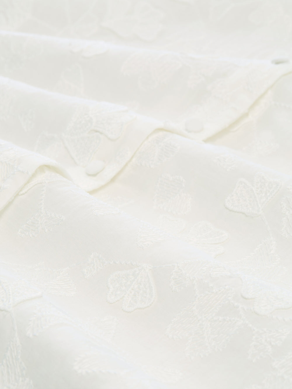 blouse with ginko embroidery, White 20000 Bild 2