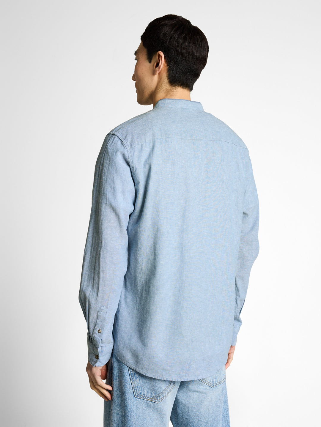 cotton linen shirt, bleeched blue chambray 39542 Bild 4