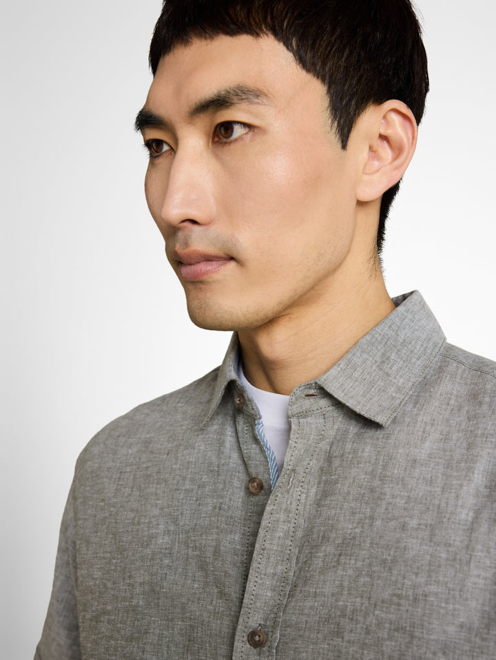 cotton linen shirt, faded leaf green chambray 39545 Bild 6