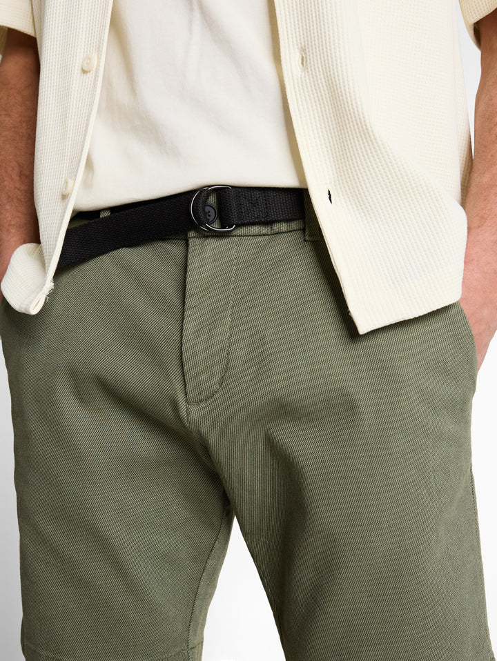 regular structured chino short, olive tonal twill structure 39557 Bild 6