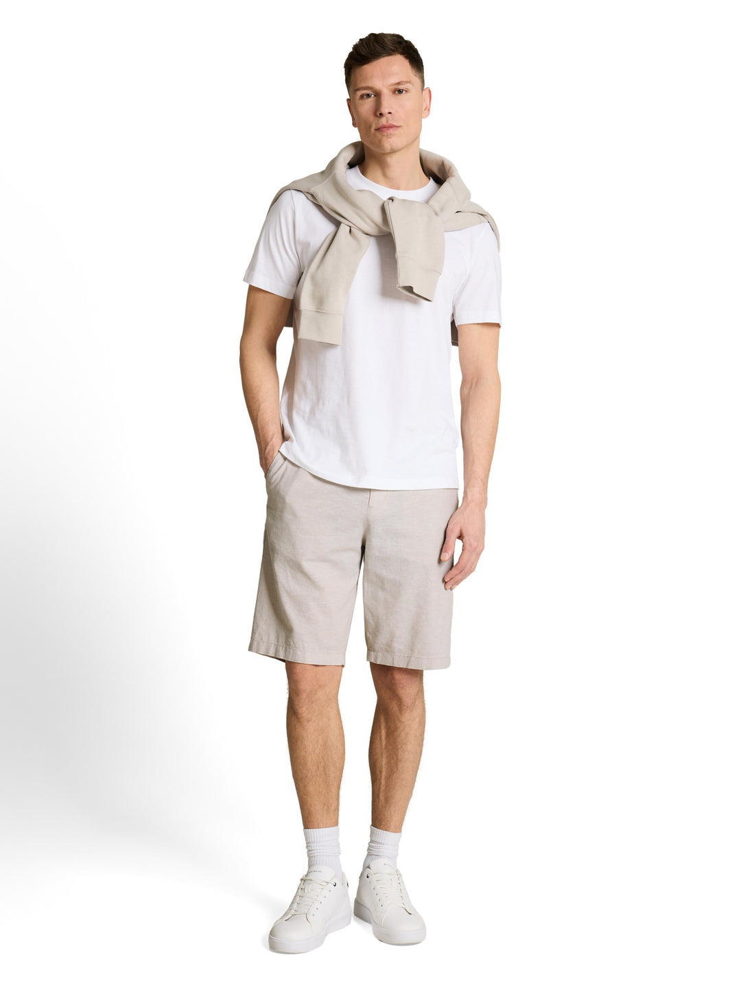 relaxed linen chino shorts, muted grey chambray 39546 Bild 5