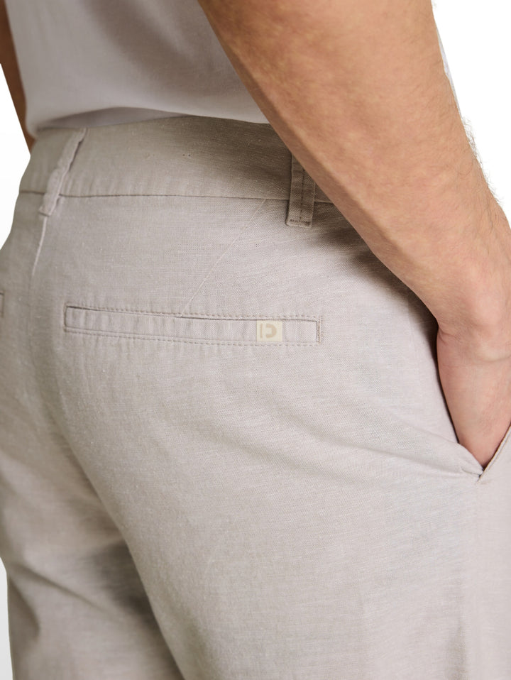relaxed linen chino shorts, muted grey chambray 39546 Bild 6