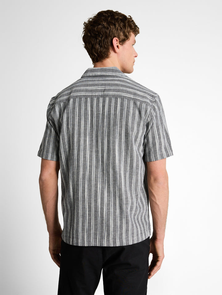 relaxed structured striped shi, black greyish stripe 39522 Bild 4