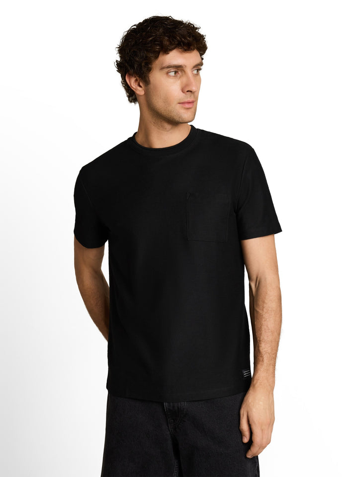 structured t-shirt with pocket, Black 29999 Bild 5