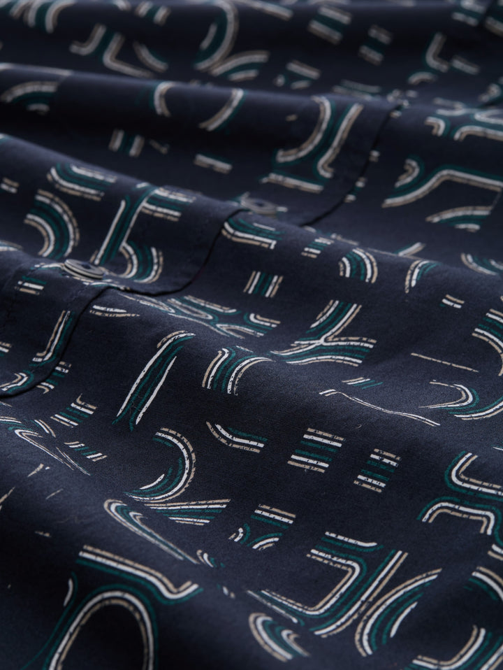 fitted printed stretch shirt, navy irregular design 38525 Bild 2
