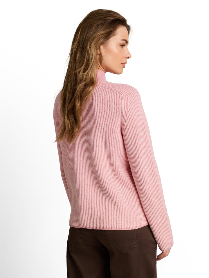 knit plaited rib crewneck, light pink structure 41144 Bild 4