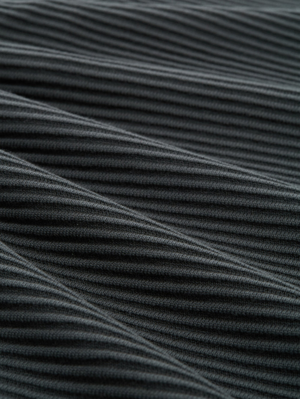minimal structured troyer knit, Darkest Olive 14406 Bild 2