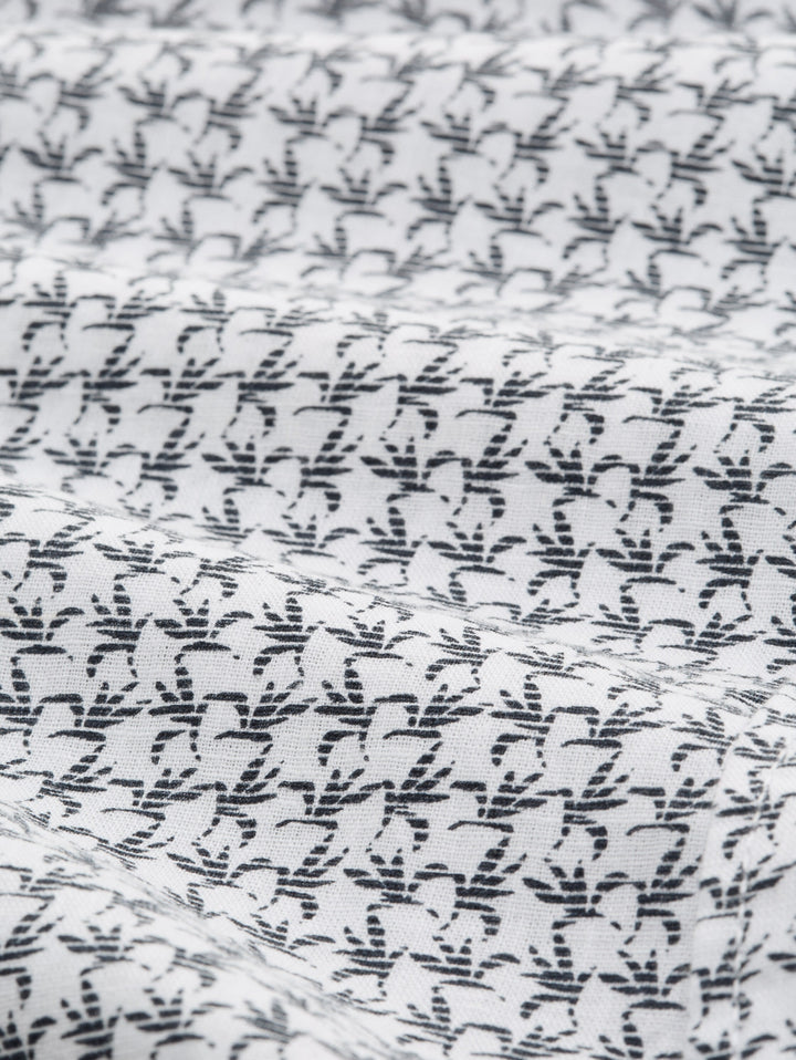 printed cotton linen shirt, white navy small leaf design 39645 Bild 2