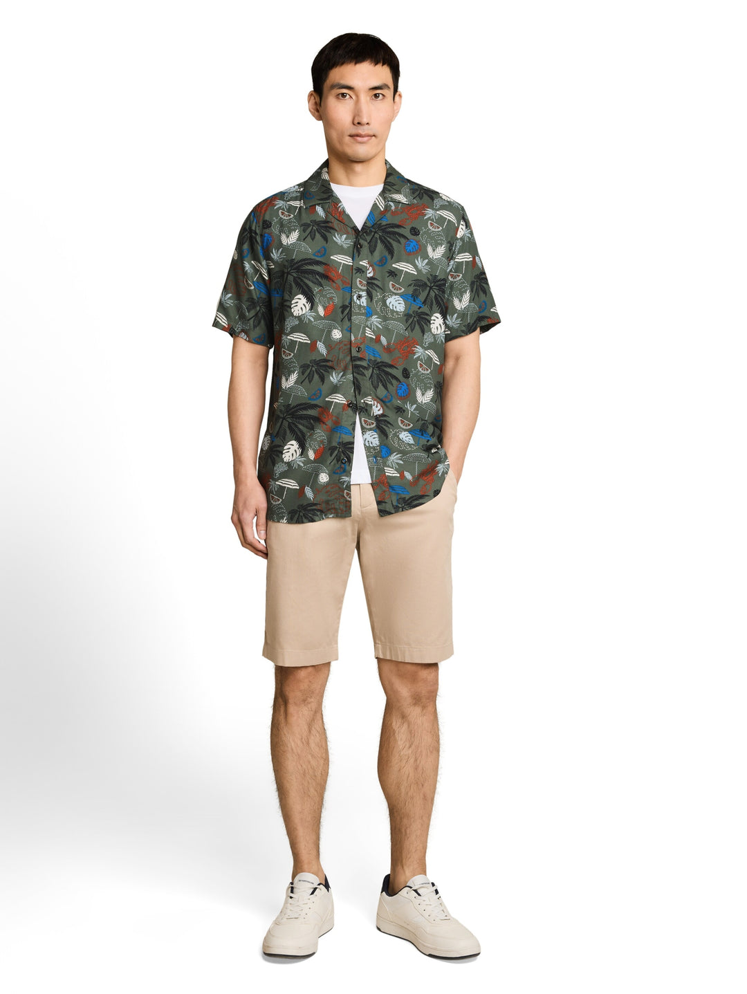 printed viscose twill shirt, leaf green beach design 40190 Bild 3