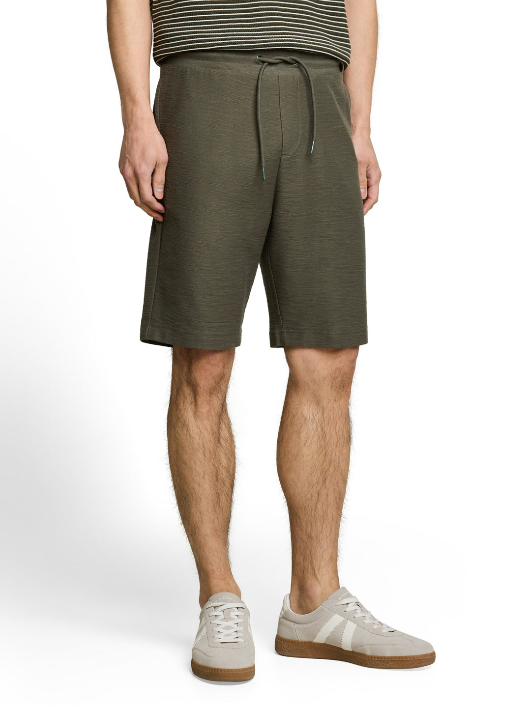 structured shorts, deep leaf green 26543 Bild 6