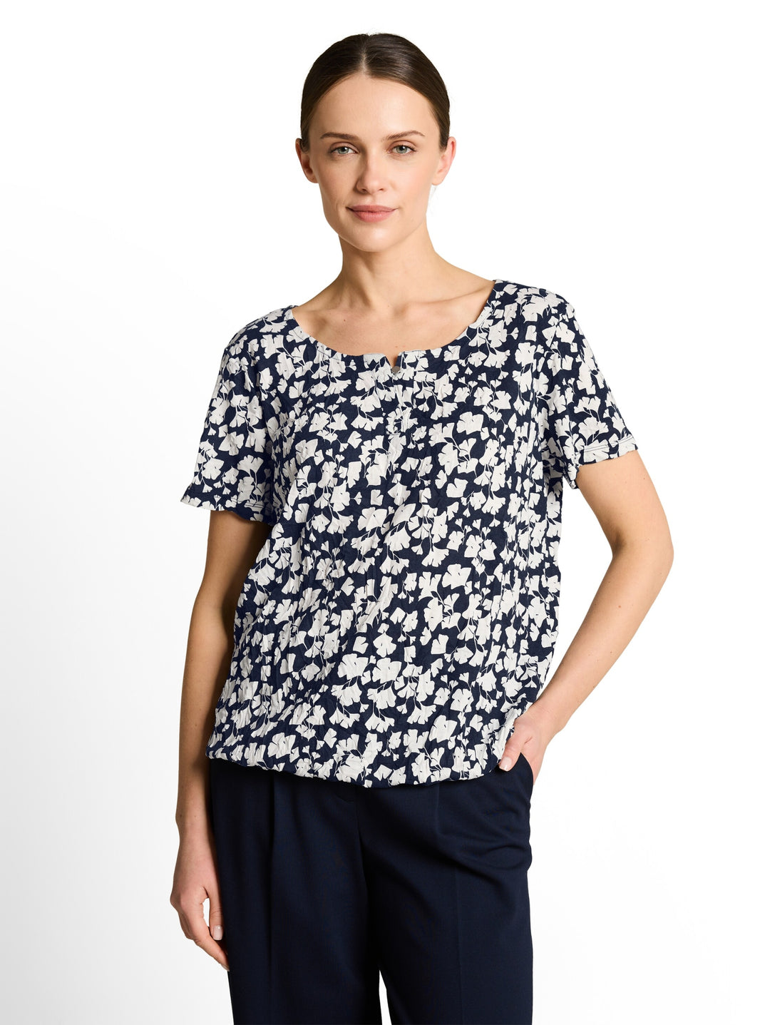T-shirt henley crincle allover, blue ginkgo minimal 39735 Bild 6
