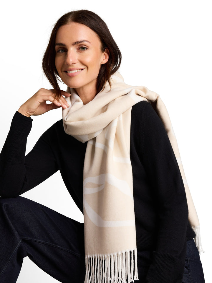 woven scarf with flowers, big abstract off white flower 41019 Bild 5