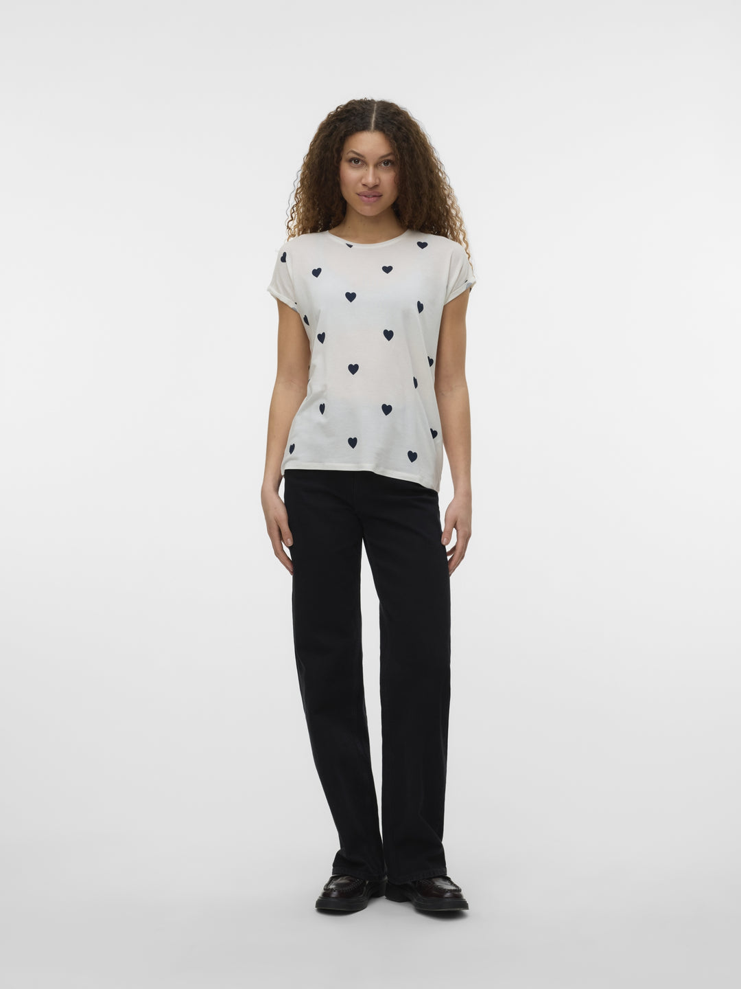 VMAVA SS TOP MULTI AOP NOOS, Snow White/NAVY BLAZER HEARTS 175598108 Bild 5