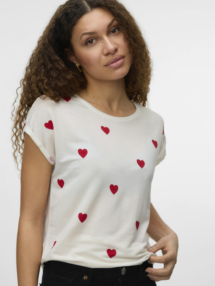 VMAVA SS TOP MULTI AOP NOOS, Snow White/RED SALSA HEARTS 175598109 Bild 5