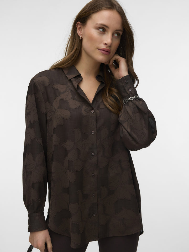 VMEMBLA JACQUARD LS SHIRT WVN, Chocolate Torte/Jacquard 297957002 Bild 4