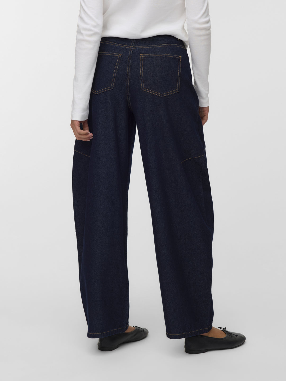 VMKAITLIN HR WIDE BARREL JEANS SI35, Dark Blue Denim 178006 Bild 4