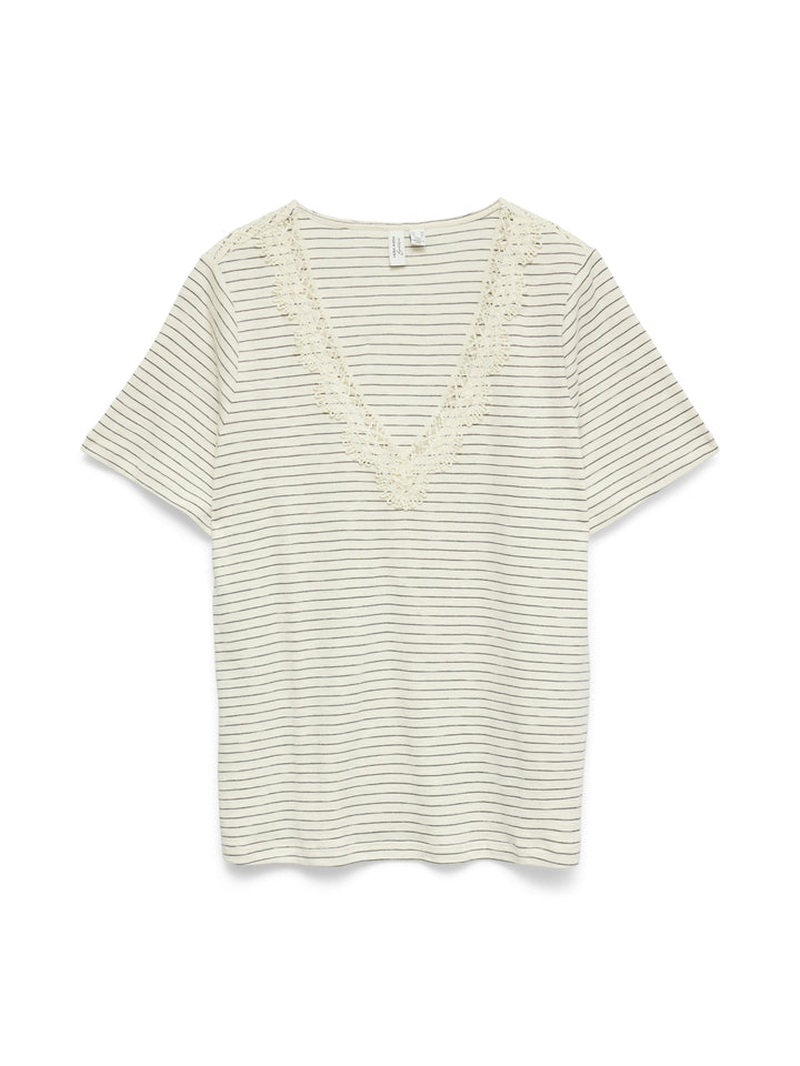 VMKAROLINE S/S LX V-NECK TOP JRS BT, Snow White/BLACK + SILVER LUREX 175598001 Bild 1