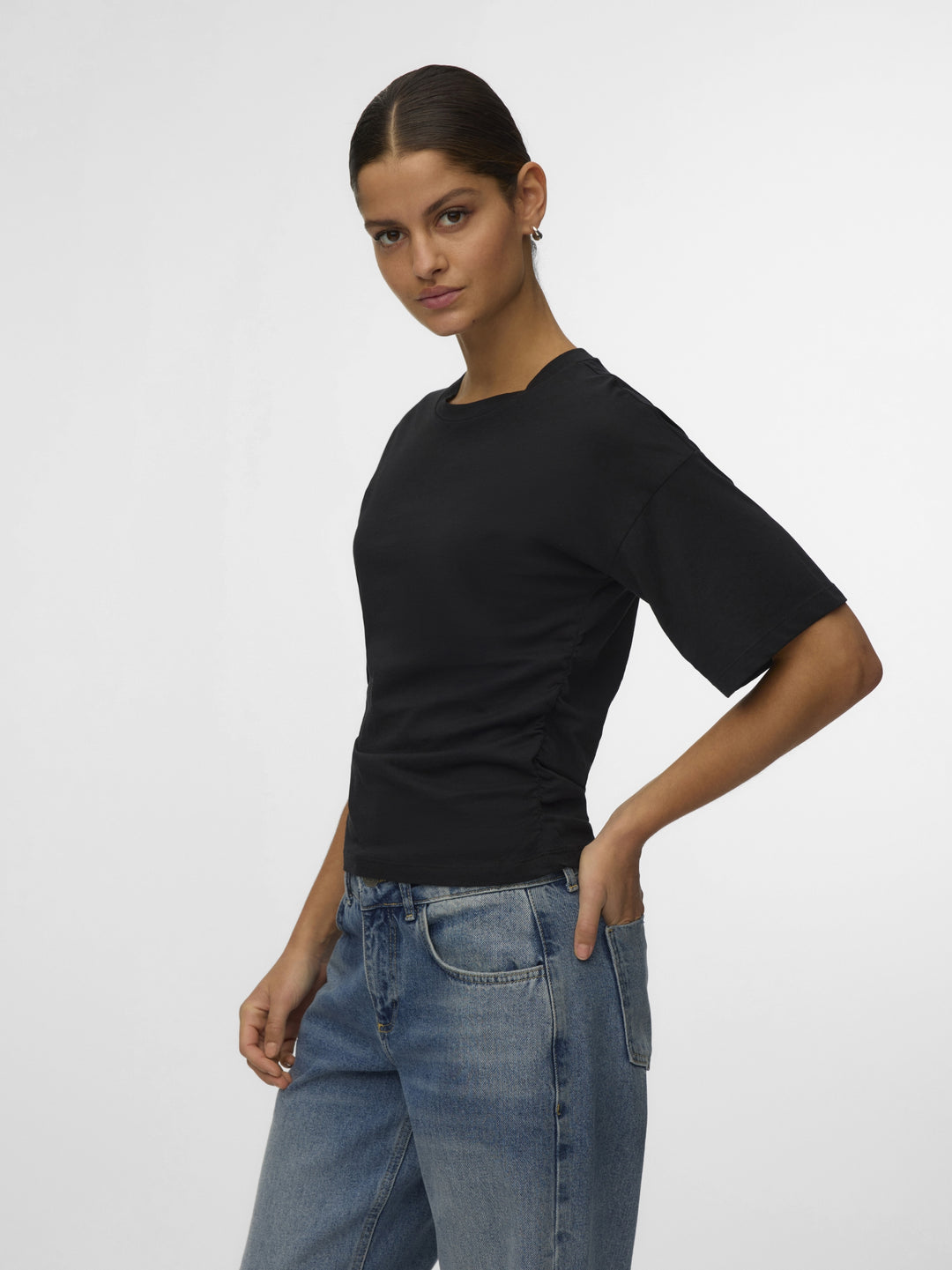 VMMIA SS ROUCHING TEE JRS, Black 177868 Bild 4
