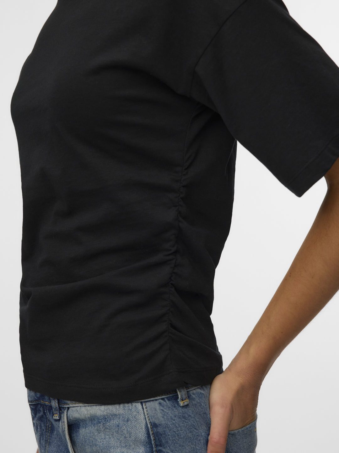 VMMIA SS ROUCHING TEE JRS, Black 177868 Bild 5