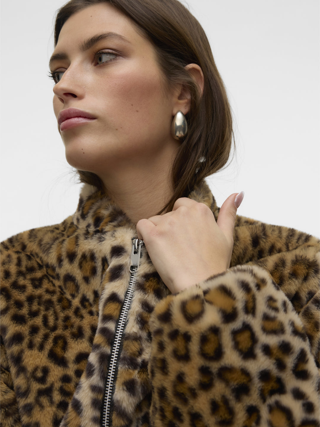 VMSONJALIGA AOP SHORT JACKET GA BOO, Silver Mink/LEOPARD 192623001 Bild 5