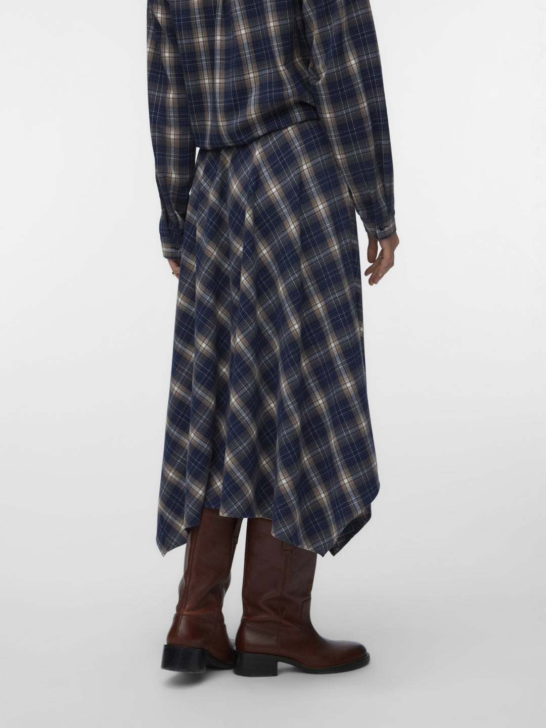 VMTILDA CHECK HW 7/8 SKIRT WVN, Navy Blazer/Fossil/snow white 188780001 Bild 4